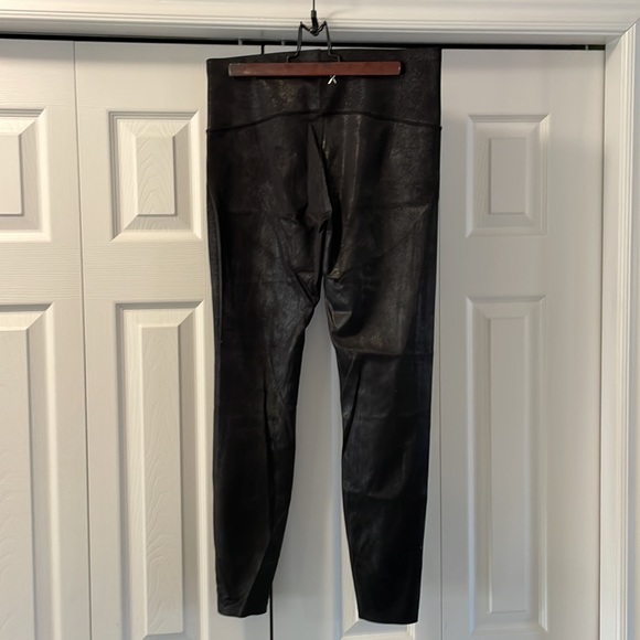 Knix X birds Papaya “leather” leggings - Picture 2 of 5
